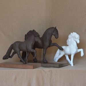 Keramikskulpturen aus der Schweiz - Pferdeskulpturen